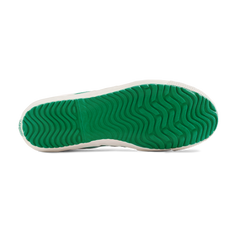 Bottom view of the green vulcanised outsole on the Koyo Bear Sharpman Nimble Green sneakers, showing the wave-pattern grip designed for agile footwork.